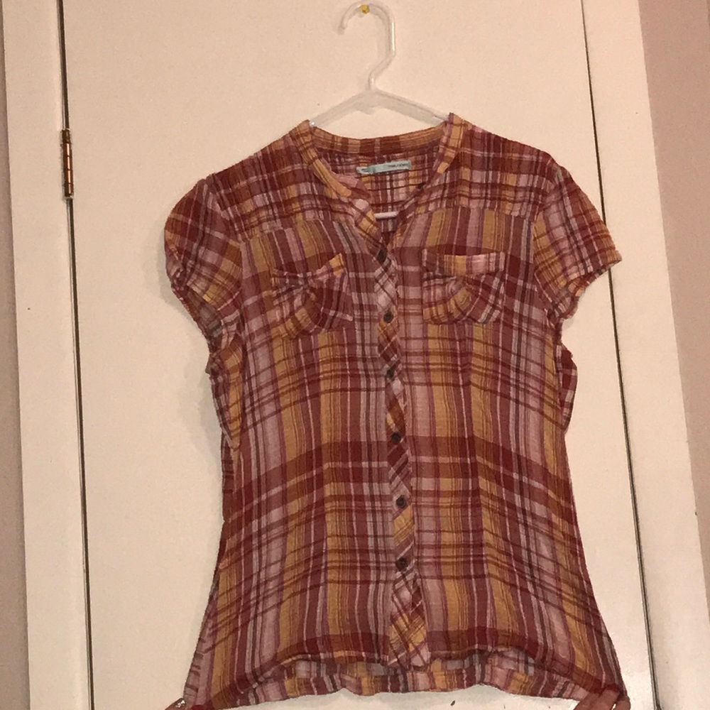 Maurice’s Button-Up Tee